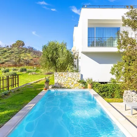 Voukithro Villa Anapaftíria