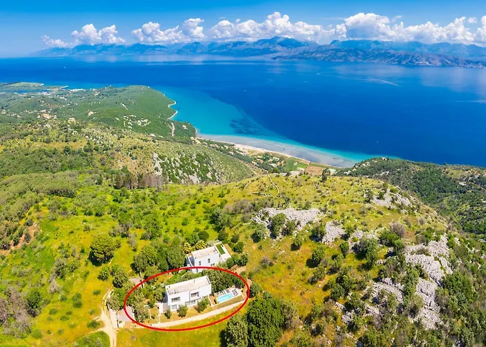Voukithro Villa