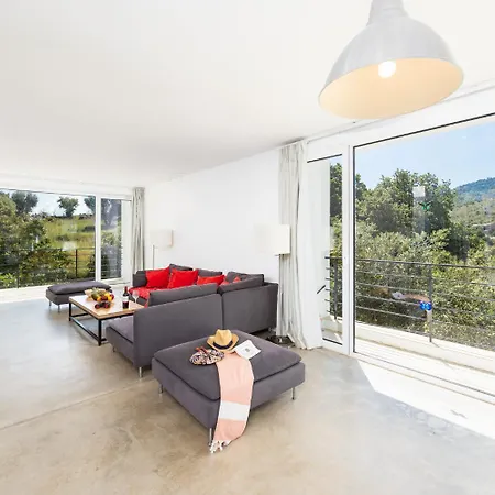 Villa Voukithro